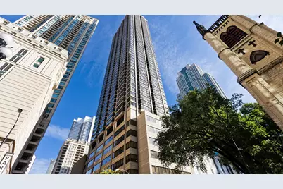 30 E Huron Street #3210, Chicago, IL 60611 - Photo 1
