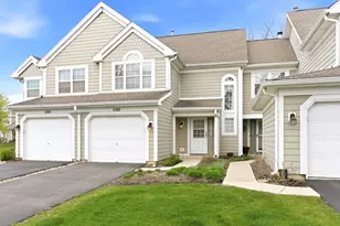1192 Scott Ct, Carol Stream, IL 60188 - Photo 1