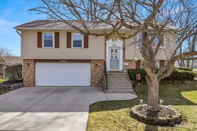 539 Ridge Place, Streamwood, IL 60107 - Photo 1