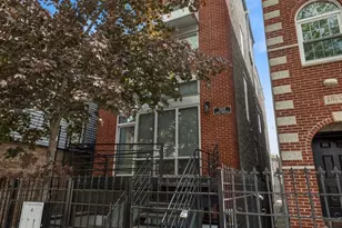 1015 N Hermitage Ave, Chicago, IL 60622 - Photo 1
