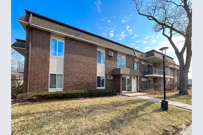 1147 Miller Lane #101, Buffalo Grove, IL 60089 - Photo 1