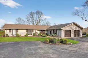 686 Golf Club Ln, Frankfort, IL 60423 - Photo 1