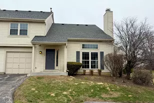 1050 N Knollwood Dr, Palatine, IL 60067 - Photo 1