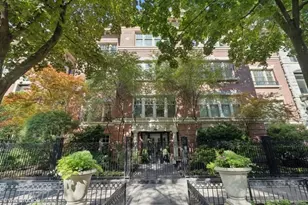 1350 N State Pkwy, Chicago, IL 60610 - Photo 1