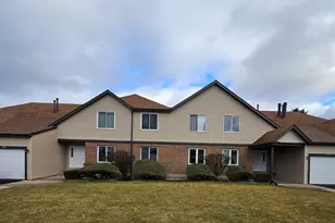 1506 Kennicott Ct, Sycamore, IL 60178 - Photo 1