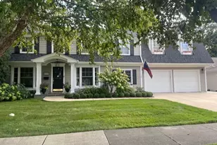 2105 Dewes St, Glenview, IL 60025 - Photo 1