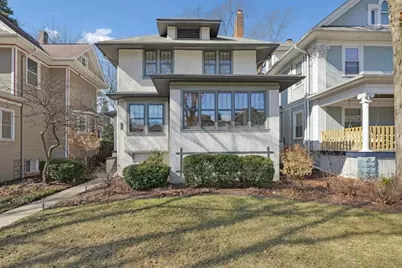 711 Clinton Avenue, Oak Park, IL 60304 - Photo 1
