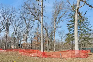 396 Forest Edge Dr, Glencoe, IL 60022 - Photo 1