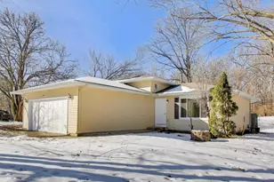 2N660 Valewood Rd, West Chicago, IL 60185 - Photo 1
