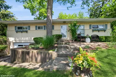 595 Ravinia Road, Highland Park, IL 60035 - Photo 1