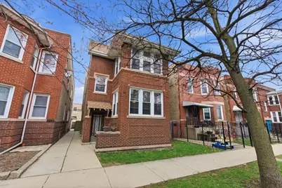 2318 W Addison Street, Chicago, IL 60618 - Photo 1
