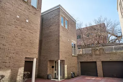 2206 N Lakewood Avenue, Chicago, IL 60614 - Photo 1