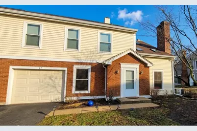 27 S Stonington Drive, Palatine, IL 60074 - Photo 1