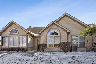 1944 Timbers Edge Cir, Joliet, IL 60431 - Photo 1