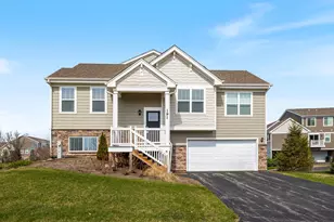 191 Goldenrod Dr, Elgin, IL 60124 - Photo 1