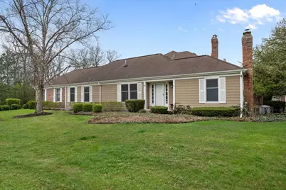 17 Sommerset Lane, Lincolnshire, IL 60069 - Photo 1