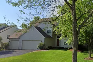1585 Autumncrest Dr, Crystal Lake, IL 60014 - Photo 1