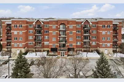 3401 N Carriageway Drive #208, Arlington Heights, IL 60004 - Photo 1