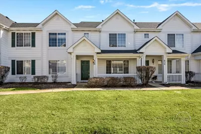628 Lincoln Station Drive #628, Oswego, IL 60543 - Photo 1