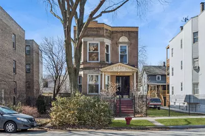 1632 N Francisco Avenue, Chicago, IL 60647 - Photo 1