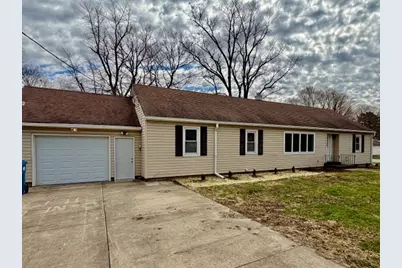 109 S Elm Street, Lexington, IL 61753 - Photo 1