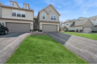 2707 Cobblestone Drive #END, Crystal Lake, IL 60012 - Photo 1
