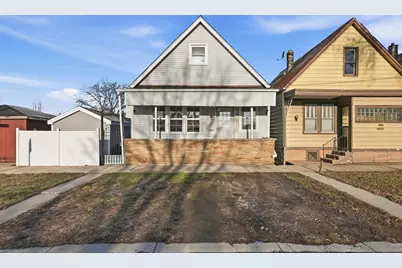 10046 S Commercial Avenue, Chicago, IL 60617 - Photo 1