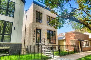 2938 N Leavitt St, Chicago, IL 60618 - Photo 1