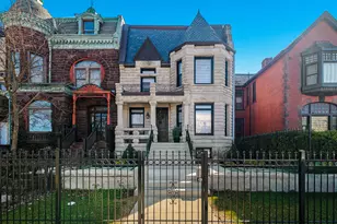 515 E Oakwood Blvd, Chicago, IL 60653 - Photo 1