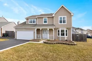 1278 Regent Dr, Mundelein, IL 60060 - Photo 1