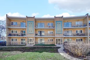 10336 S Pulaski Rd, Oak Lawn, IL 60453 - Photo 1