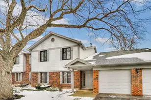 1604 W Partridge Ct, Arlington Heights, IL 60004 - Photo 1