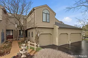 890 Shoreline Rd, Lake Barrington, IL 60010 - Photo 1