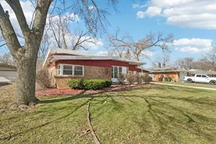 926 Braemar Rd, Flossmoor, IL 60422 - Photo 1