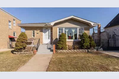 5029 N Nagle Avenue, Chicago, IL 60630 - Photo 1