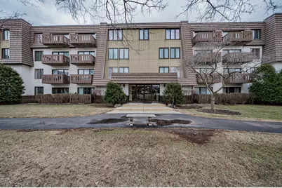 12900 W Heiden Circle #4204, Lake Bluff, IL 60044 - Photo 1