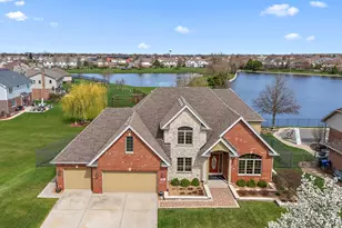 785 Stacey Dr, New Lenox, IL 60451 - Photo 1
