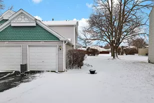 2646 Country Oaks Ct, Aurora, IL 60502 - Photo 1