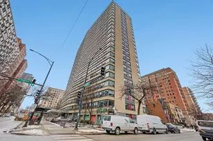 2930 N Sheridan Rd, Chicago, IL 60657 - Photo 1