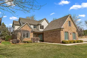 10502 Crown Dr, Orland Park, IL 60467 - Photo 1