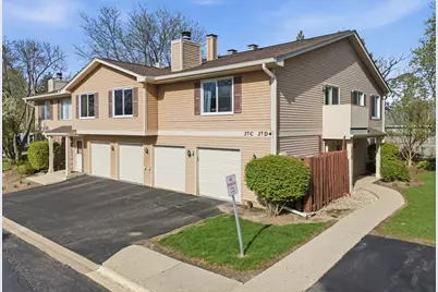 37 E Hickory Street #D, Lombard, IL 60148 - Photo 1