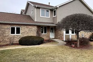 17330 Lakebrook Dr, Orland Park, IL 60467 - Photo 1