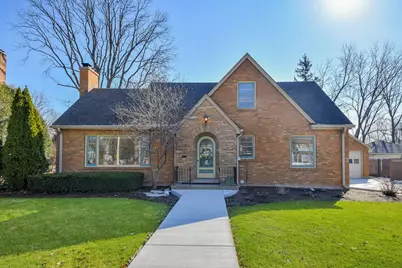 1031 N Spring Street, Elgin, IL 60120 - Photo 1