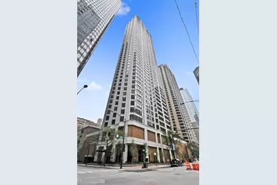 400 E Ohio Street #4203, Chicago, IL 60611 - Photo 1