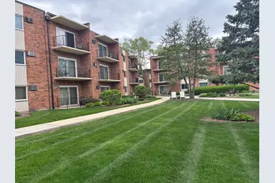 9717 S Keeler Avenue #209, Oak Lawn, IL 60453 - Photo 1