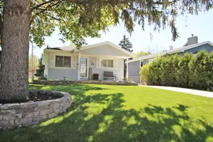 921 Country Club Rd, Lake Zurich, IL 60047 - Photo 1