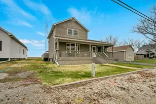 6393 Chicago Rd, Yorkville, IL 60560 - Photo 1