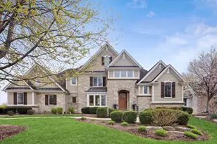 521 River Ridge Dr, Saint Charles, IL 60175 - Photo 1