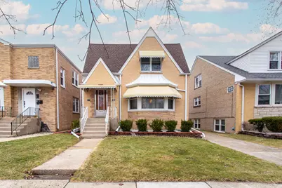 5428 W Sunnyside Avenue, Chicago, IL 60630 - Photo 1