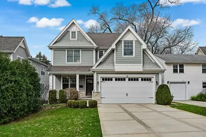 4 Oxford Avenue, Clarendon Hills, IL 60514 - Photo 1